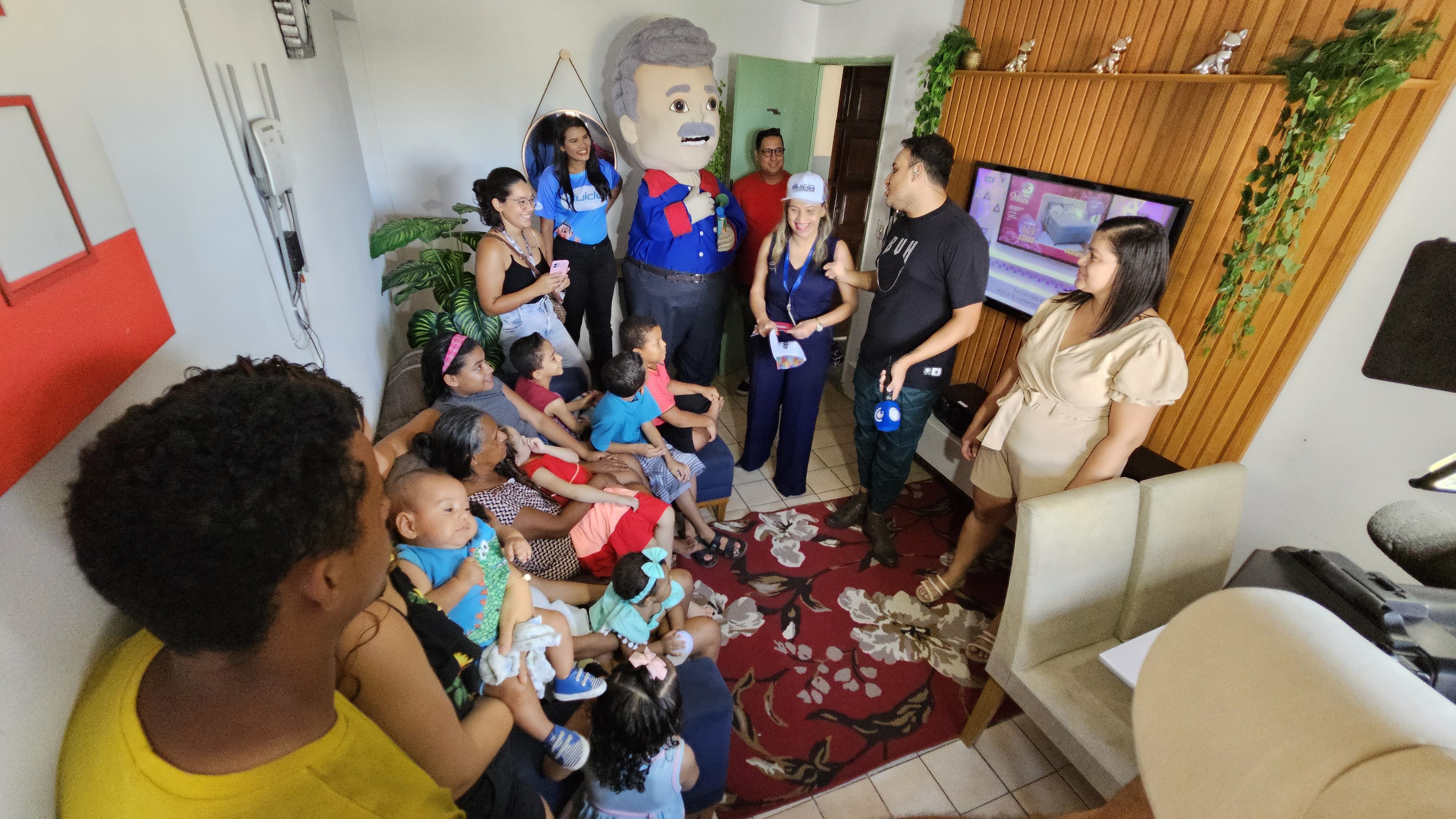 Família reunida para participar do Na Casa da Mamãe tem Guido - Foto: Caio Lui/PSCOM